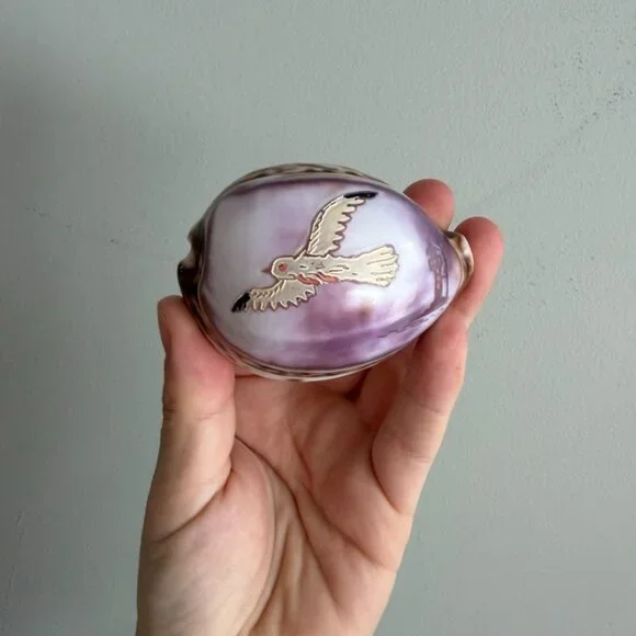 5/$25 💘 VTG Carved Shell With Seagull and Lighthouse - Picture 1 of 7